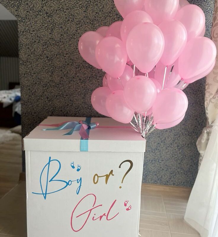 pudełko z mini balonikami baby szower