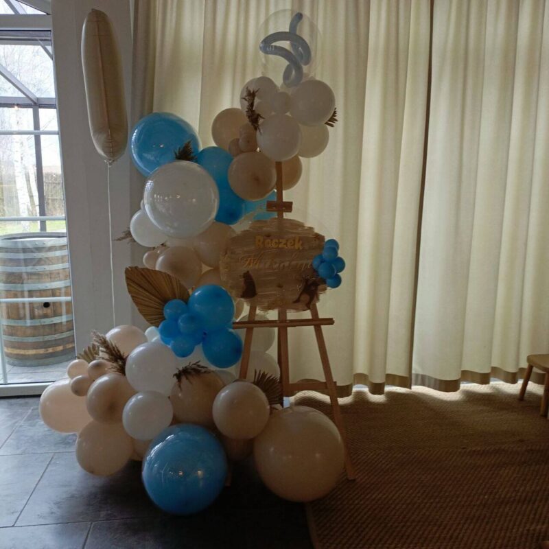 sztaluga z balonami na roczrk Sztaluga z balonami na roczek